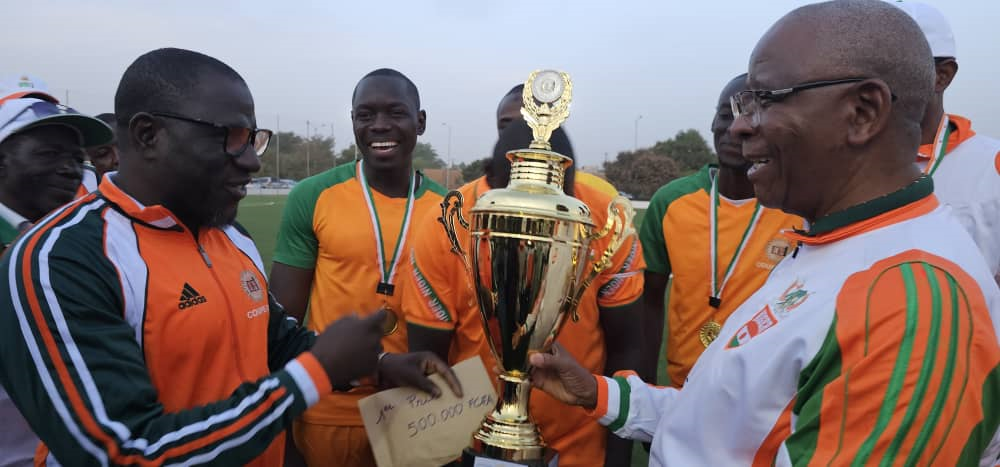 Football/Tournoi inter-agents de la Direction Générale des Impôts : Dame Coupe a choisi l’équipe du Cabinet