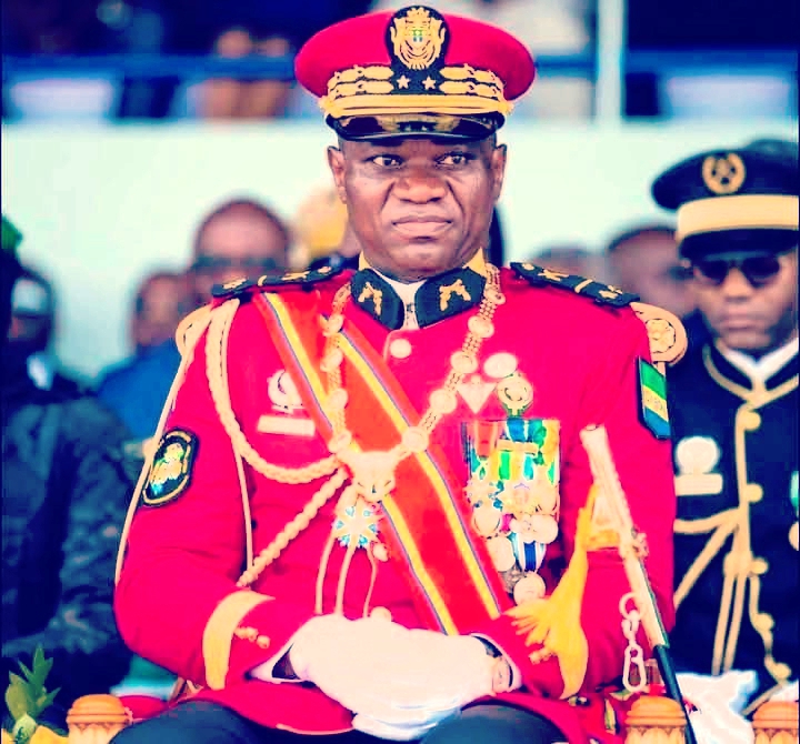 Gabon: le général Oligui Nguema annonce sa candidature à la Présidentielle